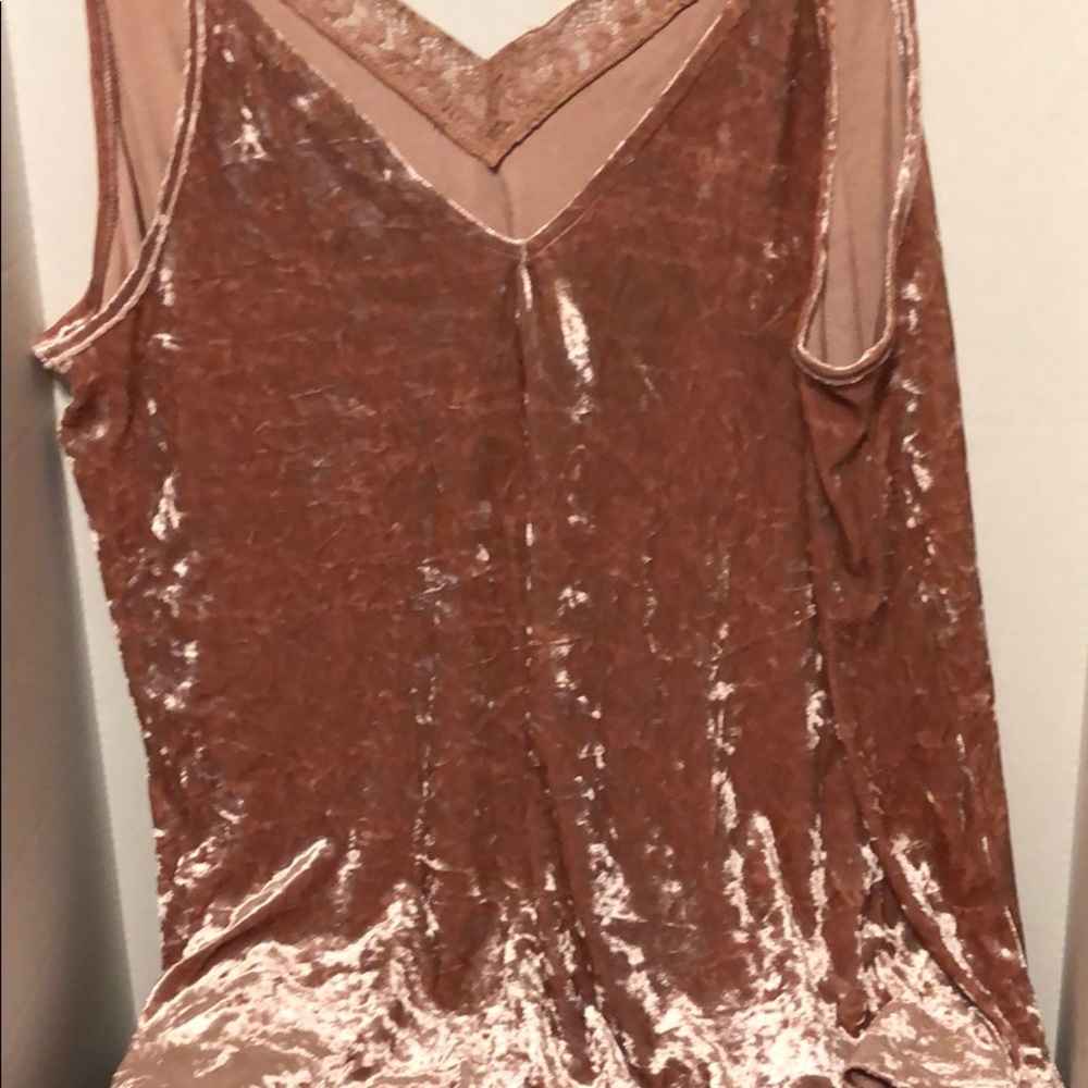 Tank top - Picture 6 of 9
